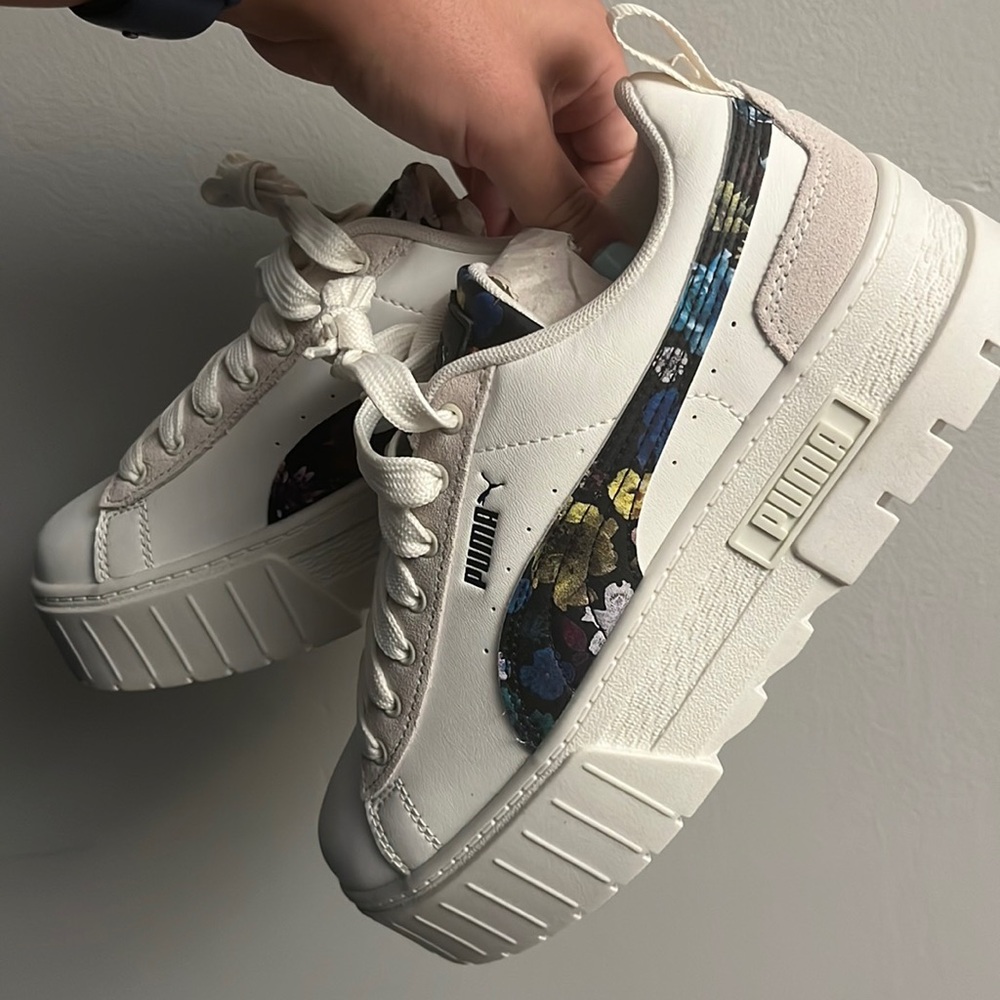 BRAND NEW platform sneakers